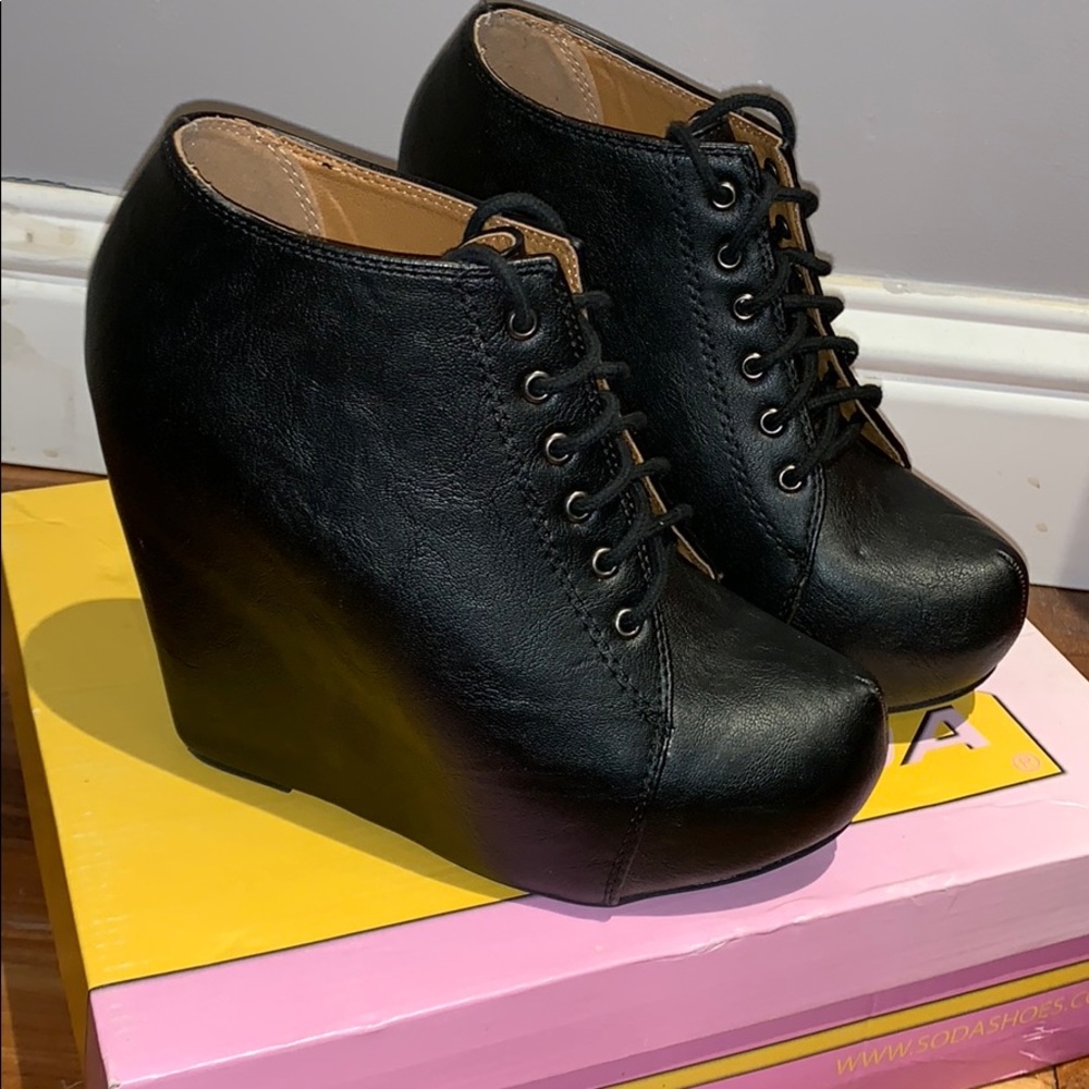 Platform wedges